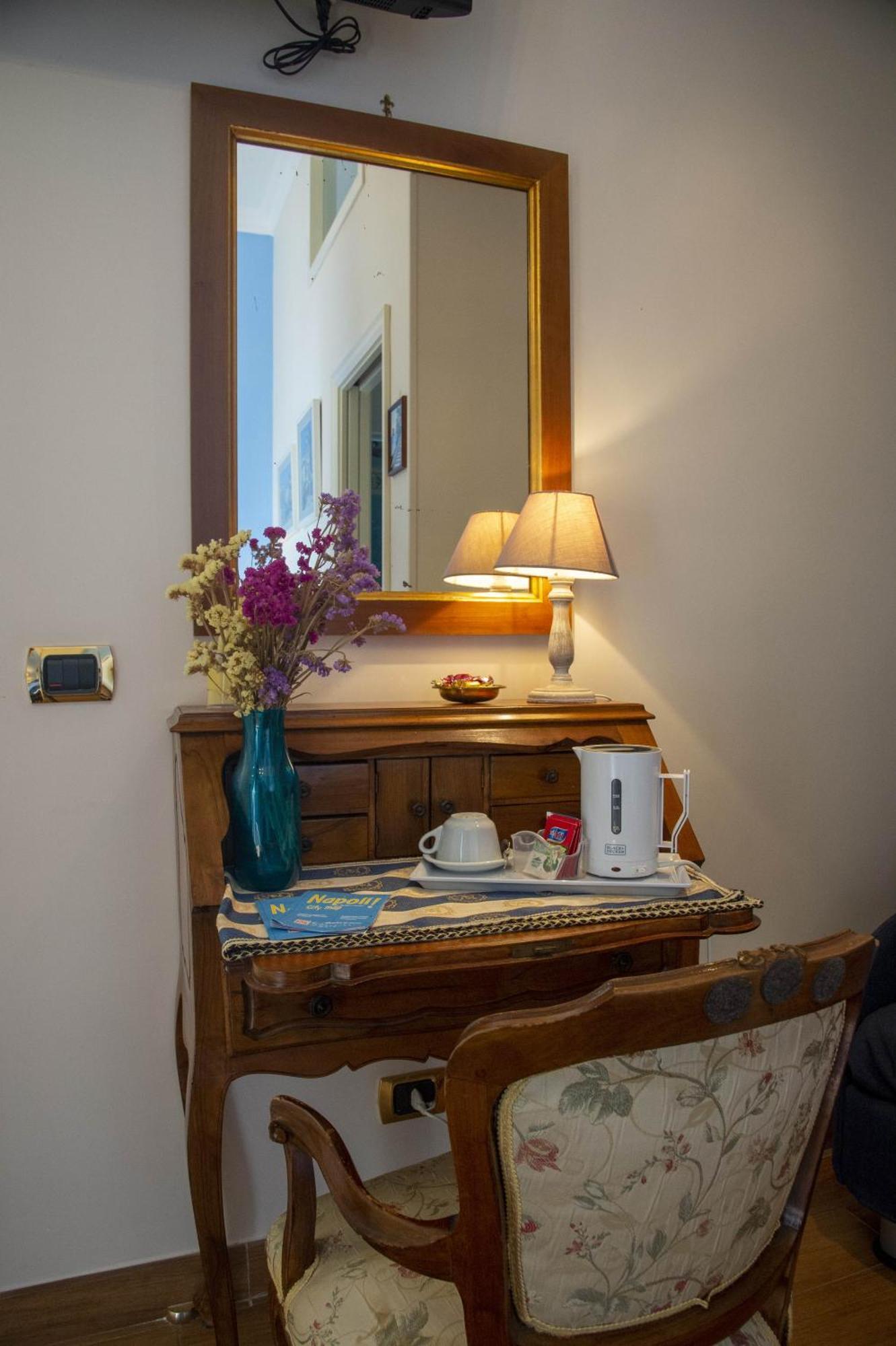 B&B Residenza Via Dei Mille Νάπολη Εξωτερικό φωτογραφία