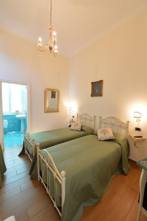 B&B Residenza Via Dei Mille Νάπολη Εξωτερικό φωτογραφία