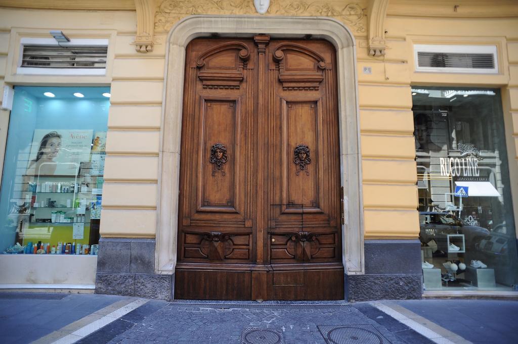 B&B Residenza Via Dei Mille Νάπολη Εξωτερικό φωτογραφία