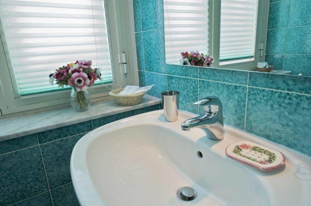 B&B Residenza Via Dei Mille Νάπολη Εξωτερικό φωτογραφία